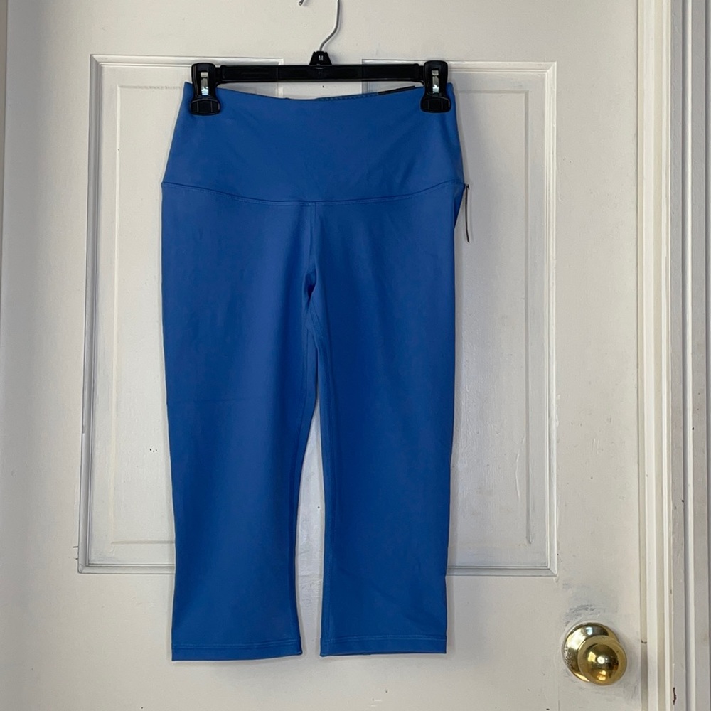 Victoria’s Secret Sport Knockout Cropped Leggings